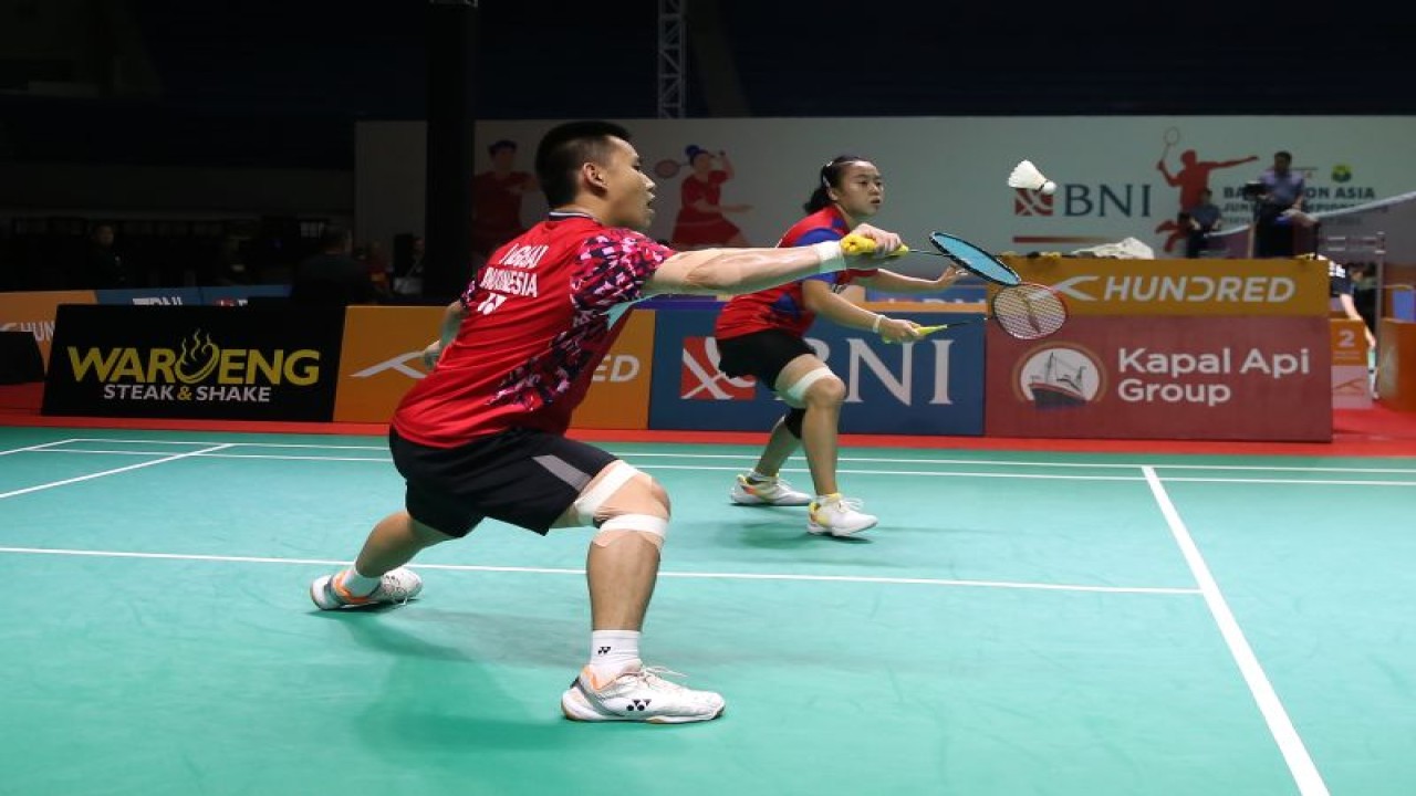 Ganda campuran Jonathan Farrell Gosal/Priskila Venus Elsadai kalahkan pasangan Lee Jong Min/Park Seul asal Korea Selatan dan melaju ke perempat final BAJC 2023 di Yogyakarta, Jumat. (ANTARA/HO-PP PBSI)