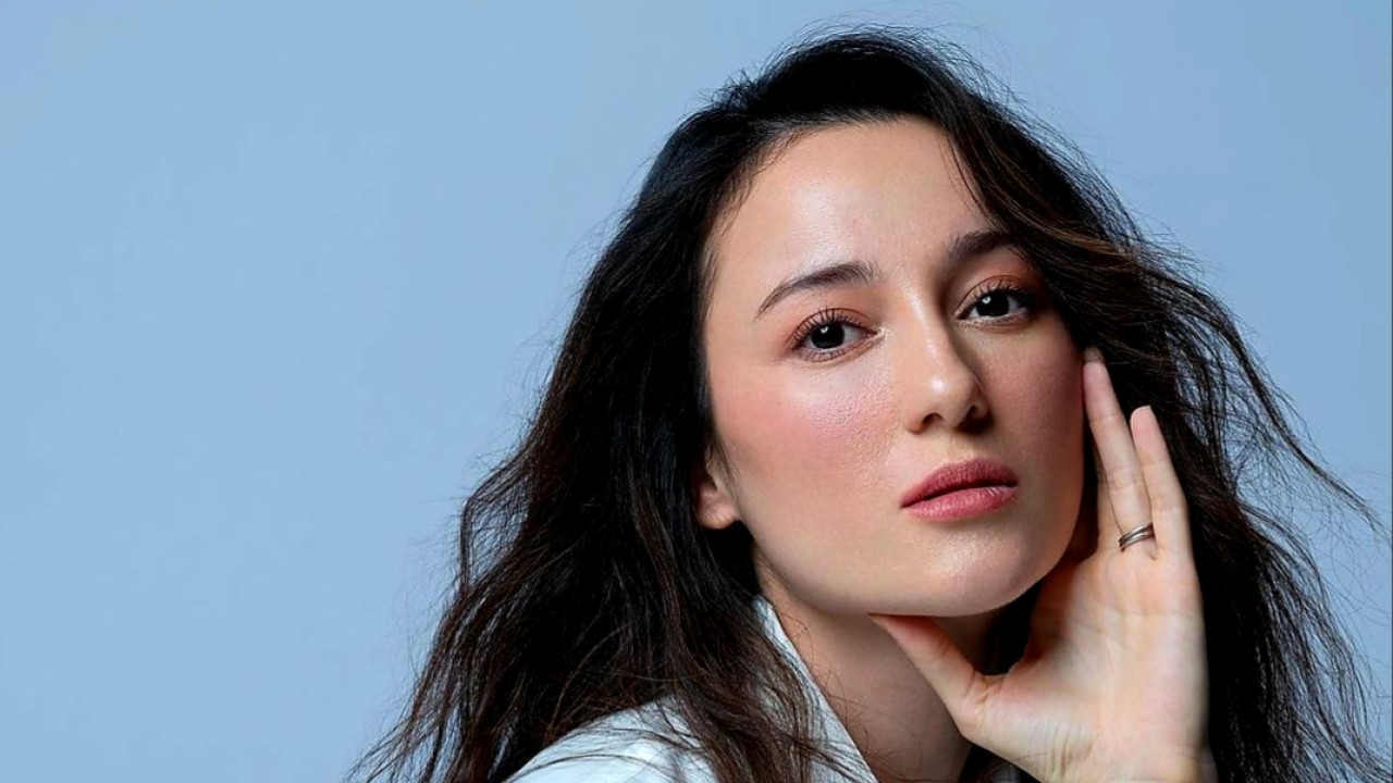 Julie Estelle/Instagram