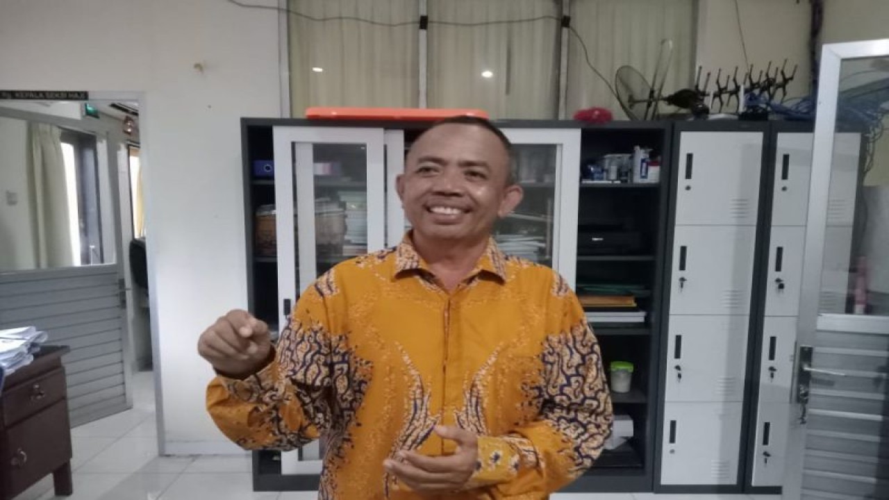 Kepala Seksi Penyelenggaraan Haji dan Umrah Kantor Kementerian Agama Kota Mataram H Kasmi. (ANTARA/Nirkomala)