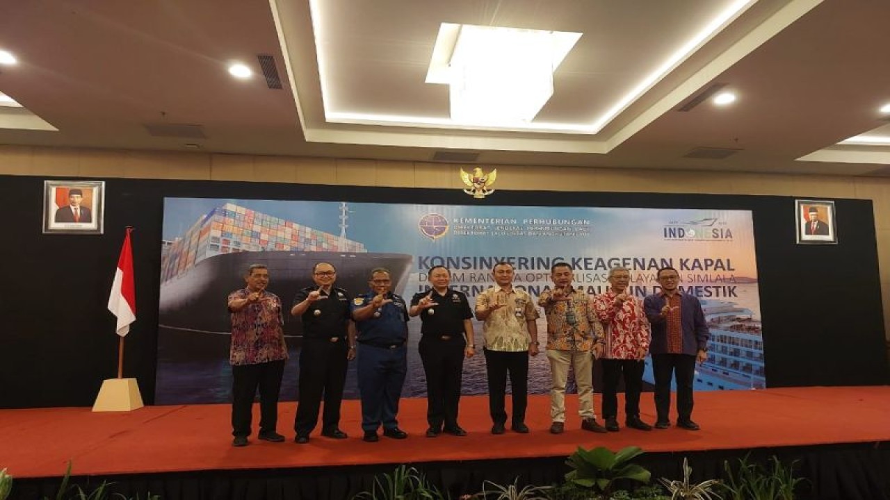 Kemenhub dan Ditjen Bea Cukai Kemenkeu konsinyering keagenan kapal dalam rangka optimalisasi pelayanan SIMLALA dan internasional maupun domestik serta kepabeanan di Balikpapan, Kaltim, Kamis (13/7/2023). ANTARA/HO-Ditjen Perhubungan Laut Kemenhub