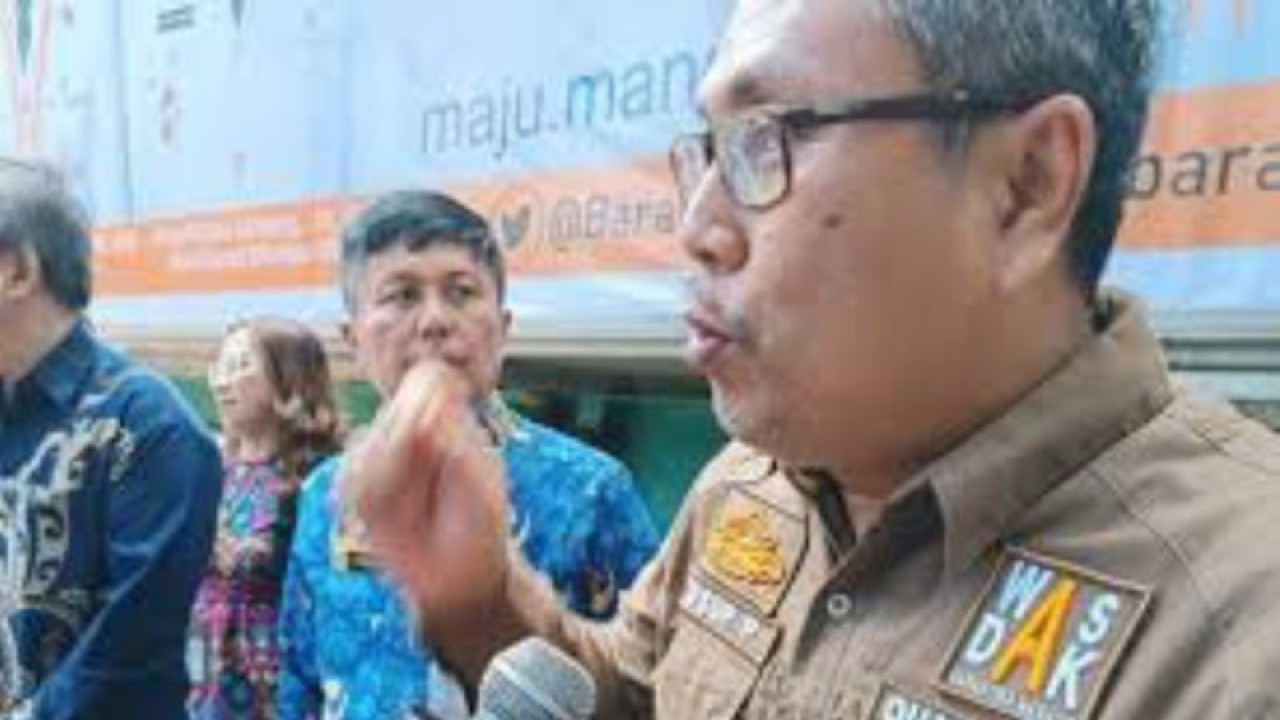 Kepala Balai Karantina Pertanian Manado, Yusup Patiroy. ANTARA/Karel A Polakitan