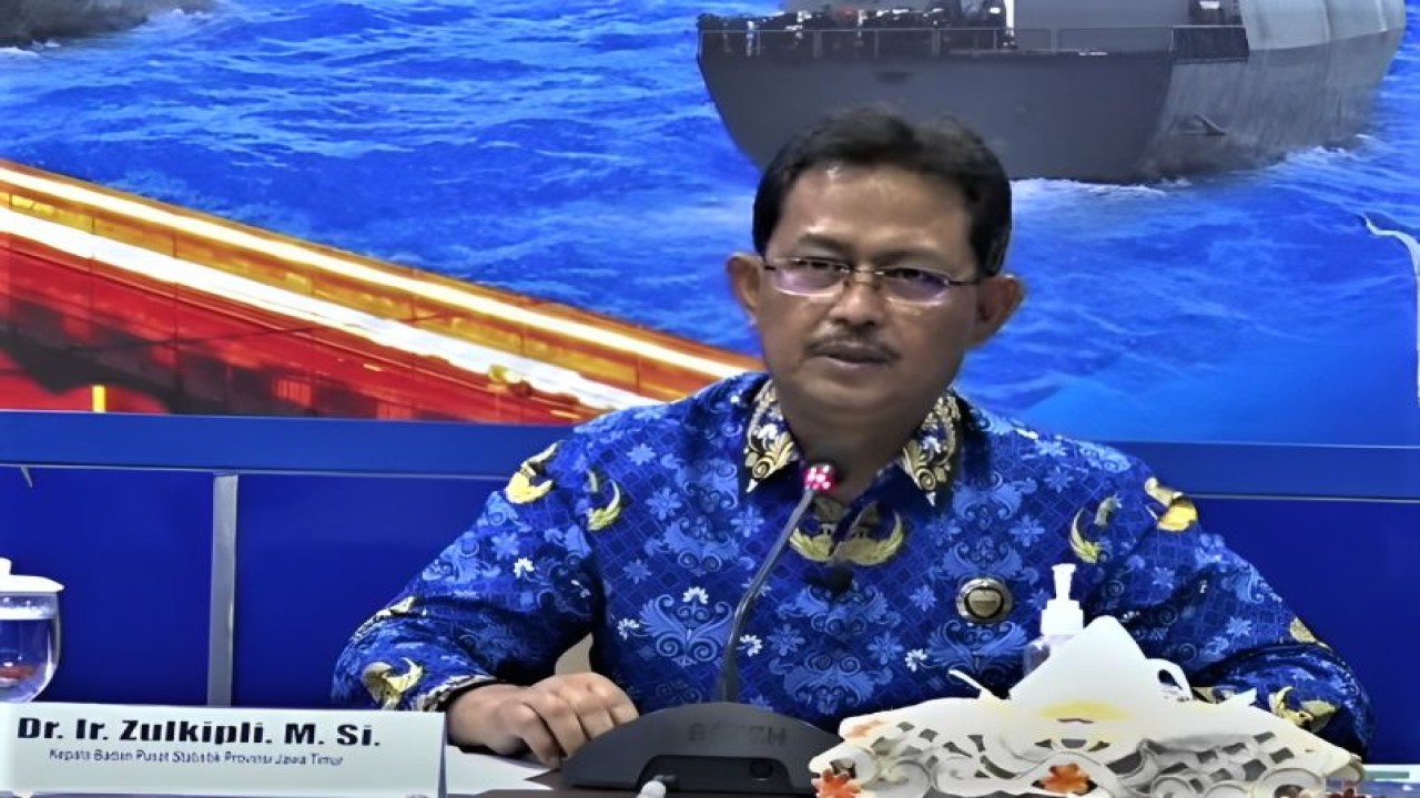 Kepala BPS Jatim Zulkipli (ANTARA/Naufal Ammar Imaduddin)