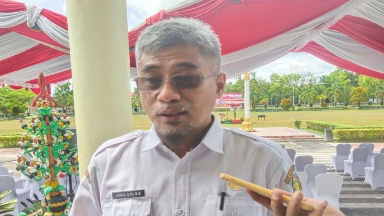 Kepala Dinas Pendidikan Kota Palangka Raya Jayani. ANTARA/Adi Wibowo