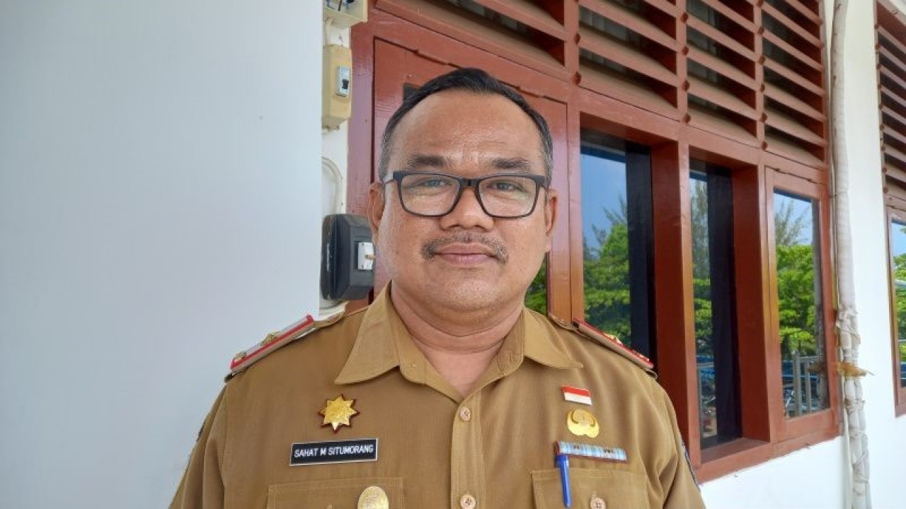 Kepala Dinas Sosial Kota Bengkulu Sahat Situmorang. ANTARA/Anggi Mayasari