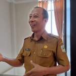 Kepala Dinas Sosial Kota Mataram Sudirman. (ANTARA/Nirkomala)-1688462205