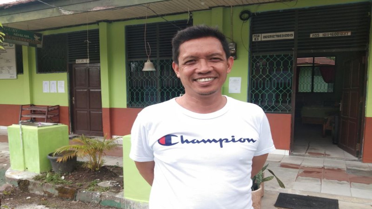 Kepala Diskominfo Kota Palangka Raya, Kalimantan Tengah Saipullah.ANTARA/Rendhik Andika