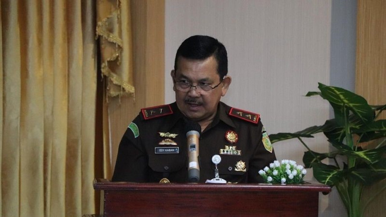 Kepala Kejaksaan Tinggi Maluku Edyward Kaban, SH. MH. (14/7) (ANTARA/HO/Kejati Maluku)