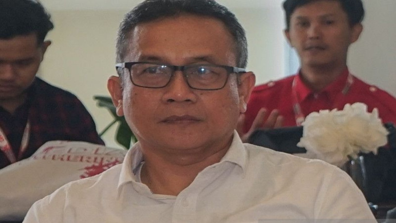 Kepala OJK Kalbar Maulana Yasin. ANTARA/Dedi