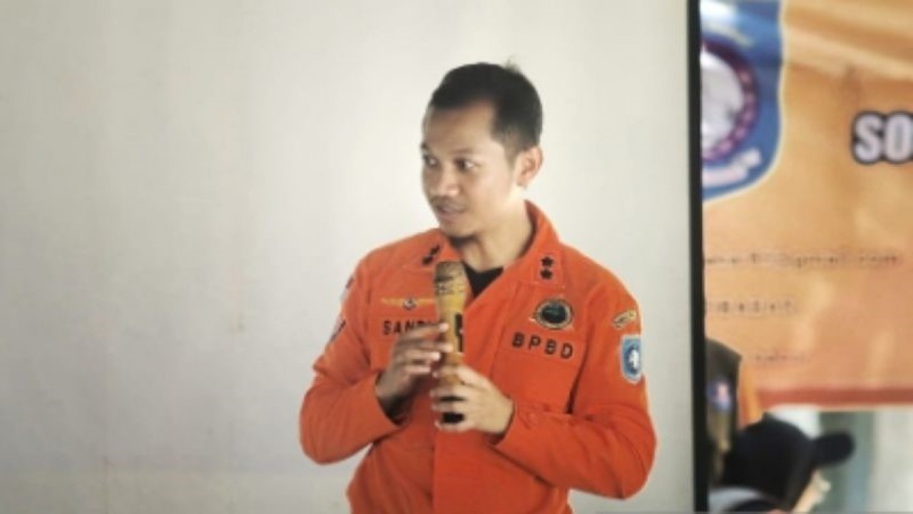 Kepala Pelaksana BPBD Kabupaten Bangka Barat Achmad Nursyandi. (ANTARA/Donatus Dasapurna)