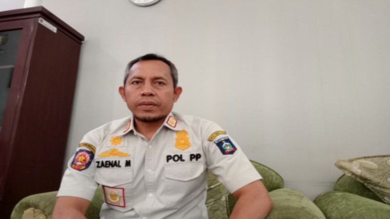 Kepala Satpol PP Lombok Tengah, Nusa Tenggara Barat, Zaenal Mustakim (ANTARA/Akhyar)