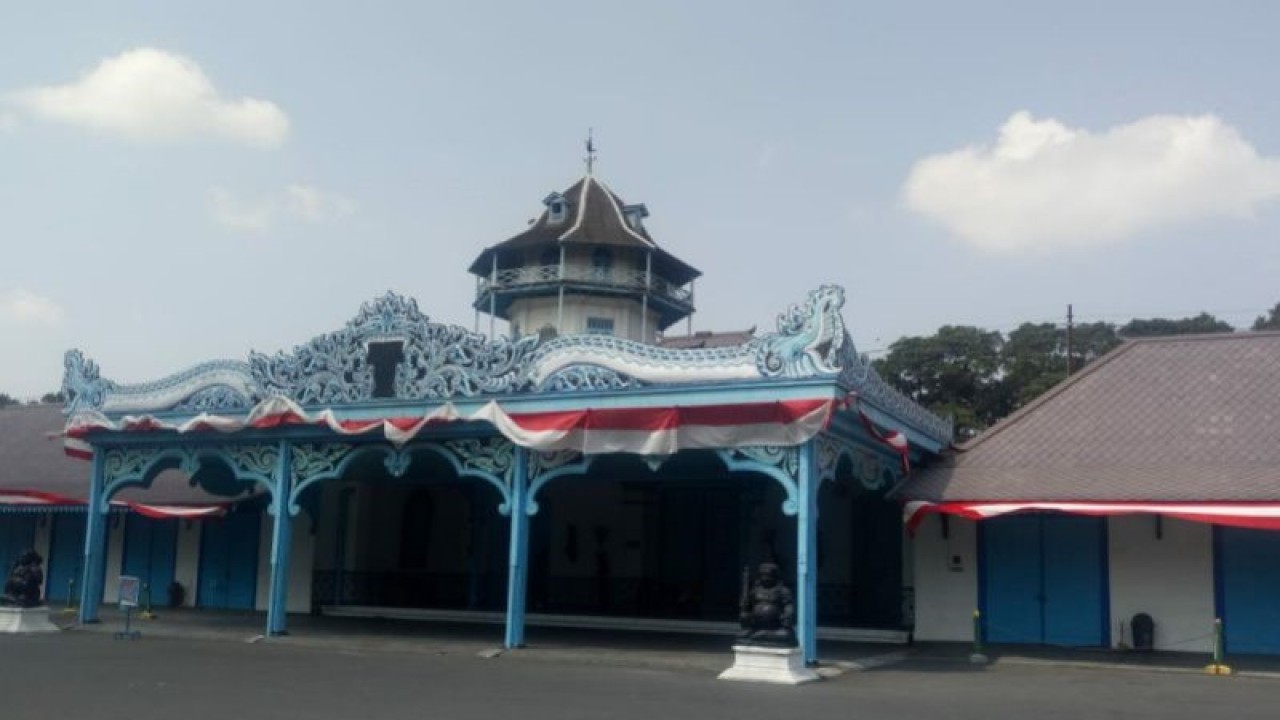 Ilustrasi-Keraton Kasunanan Surakarta Hadiningrat. Keraton Surakarta akan menyelenggarakan kirab malam 1 Sura di Solo, Rabu (19/7/2023) petang. ANTARA/Aris Wasita