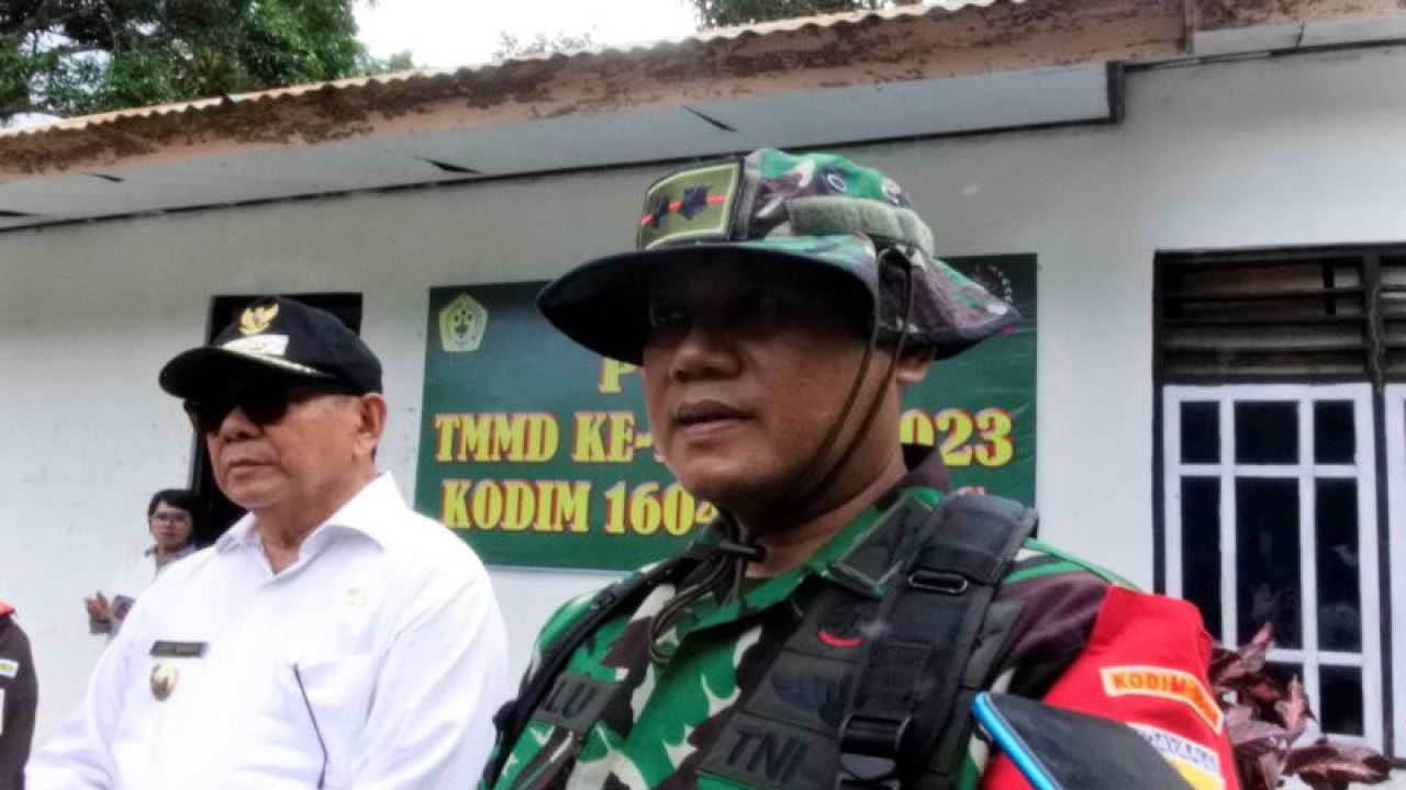 Komandan Distrik Militer (Kodim) 1604 Kupang Provinsi Nusa Tenggara Timur Letkol (Inf) Wiwid Jalu Wibowo (FOTO ANTARA/Benny Jahang)