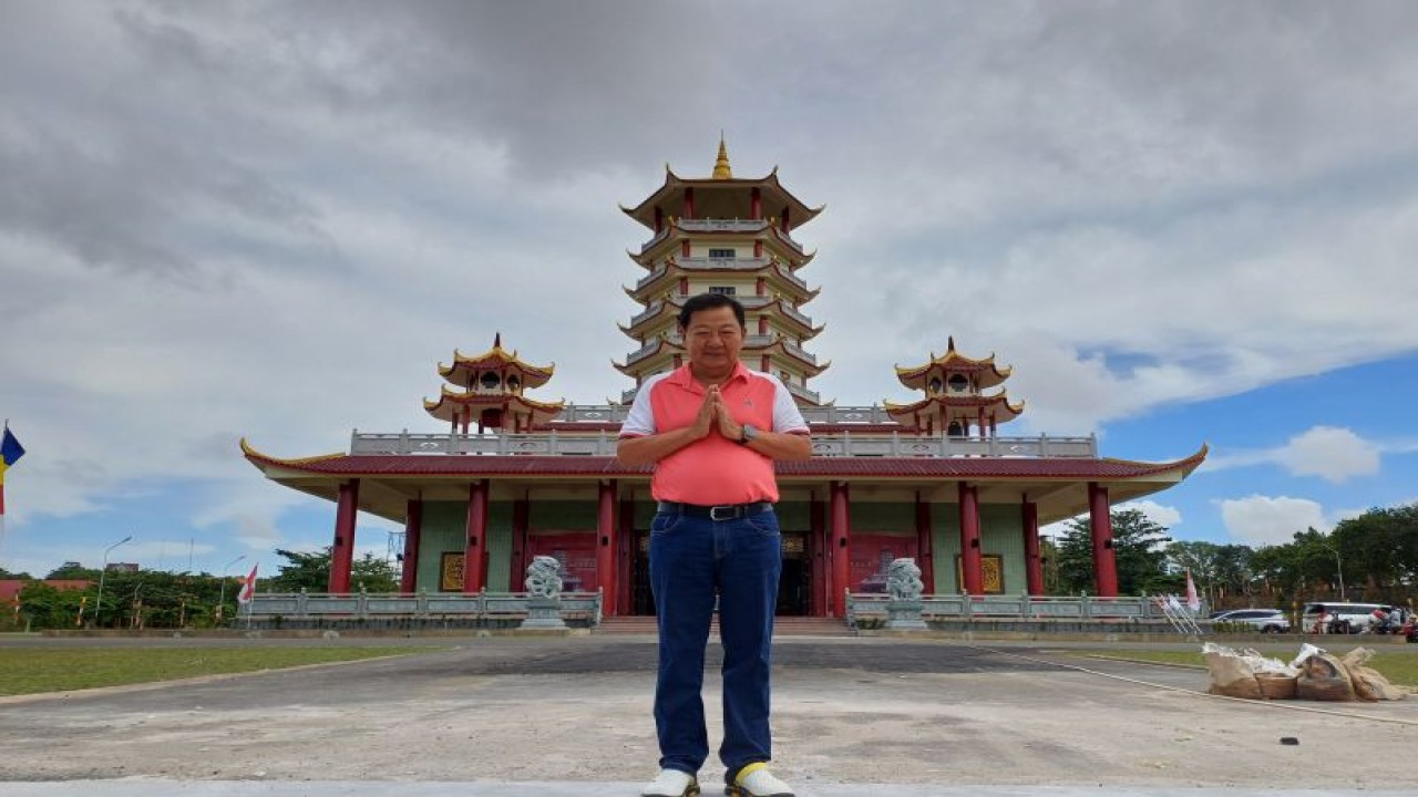 Pagoda tertinggi di Indonesia, Pagoda Sata-Sahasra Buddha di Tanjungpinang, Kepri, akan diresmikan oleh Menteri Agama RI Yaqut Cholil Qoumas, Sabtu (8/7). (Ogen)