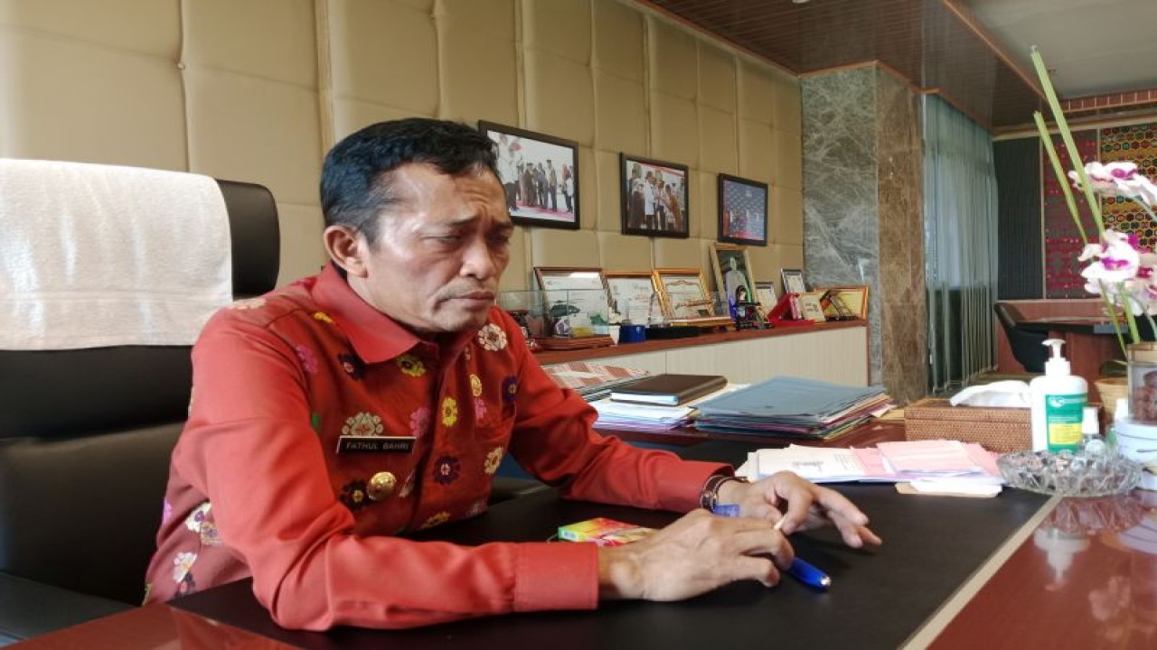 Bupati Kabupaten Lombok Tengah, NTB, H Lalu Fathul Bahri (ANTARA/Akhyar Rosidi)