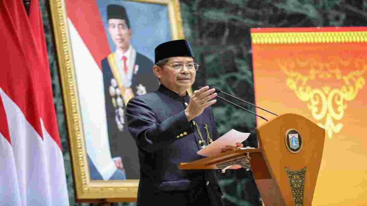 Ketua Majelis Amanah Persatuan Kaum Betawi (MAPKB) Marullah Matali dalam kongres pertama MAPKB di Balai Agung, Balai Kota DKI, Jakarta Pusat, Jumat (9/6/2023). (ANTARA/HO-PPID DKI Jakarta)