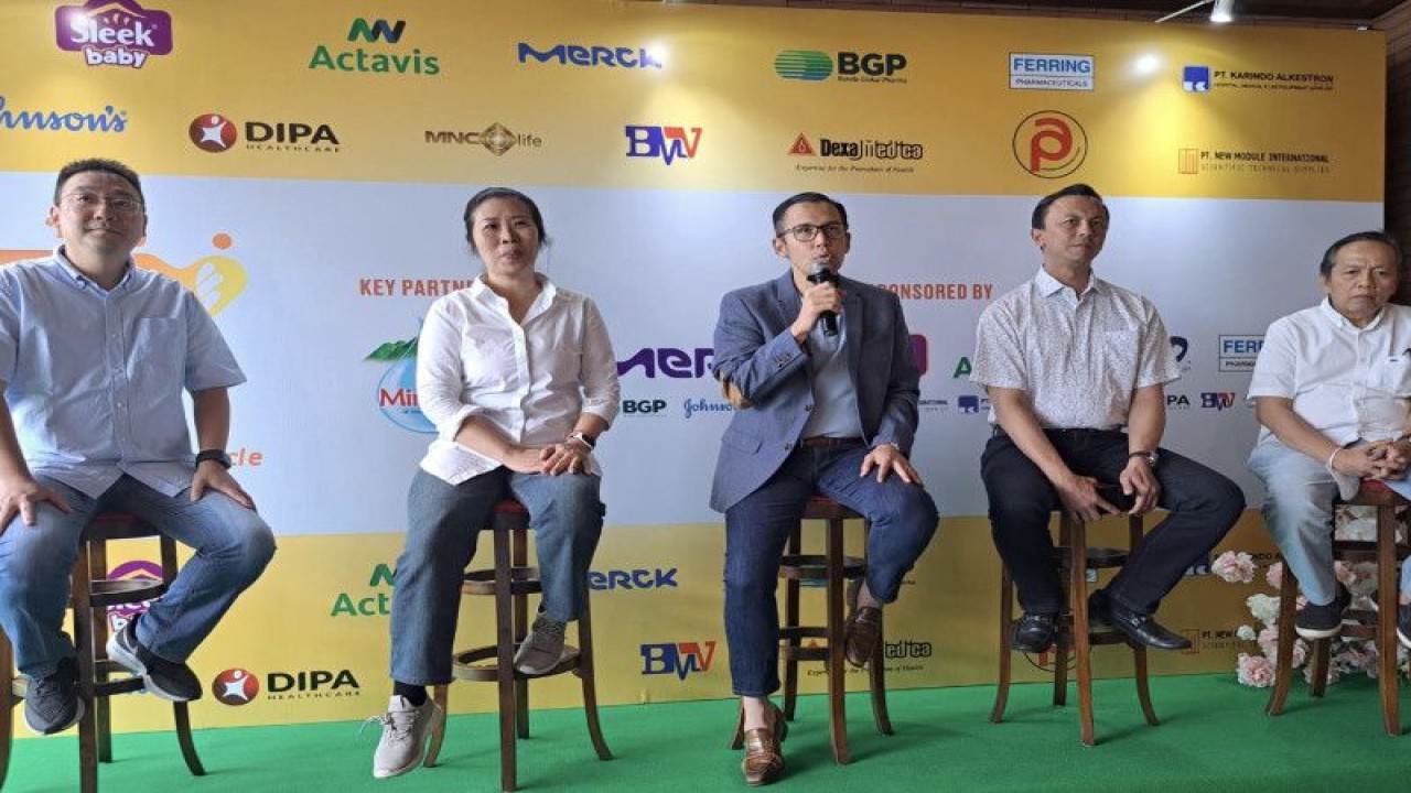 CEO PT Morula Indonesia dalam perayaan ke-25 tahun Morula IVF Indonesia di Jakarta, Sabtu (15/7/2023). (FOTO ANTARA/HO-MorulaIndonesia)