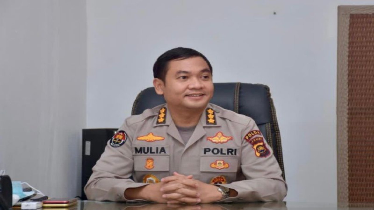 Kabid Humas Polda Jambi Komisaris Besar Polisi Mulia Prianto di Jambi, Jumat (14/7/2023). (ANTARA/HO-IST)