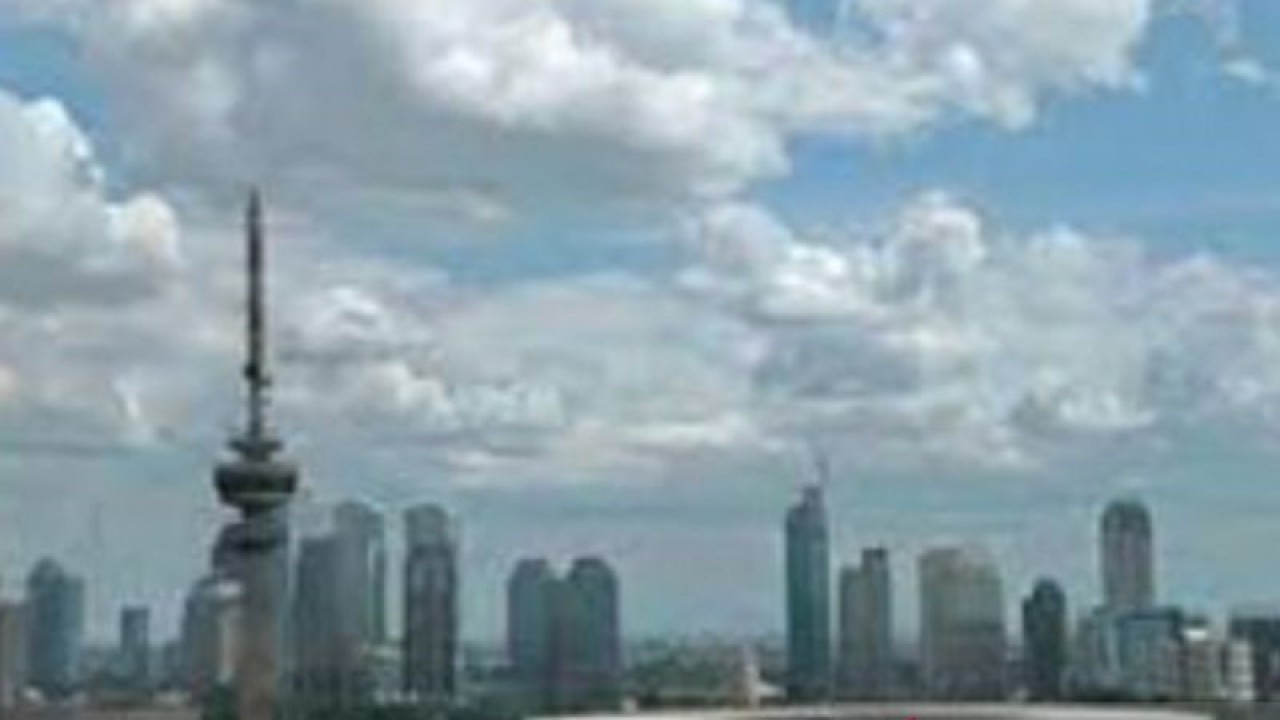 Pemandangan gedung-gedung tinggi di Ibu Kota Jakarta saat cuaca cerah berawan. (ANTARA/Ismar Patrizki)