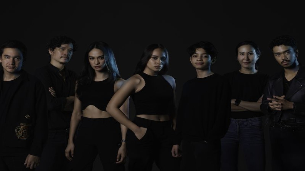 Para pemeran film "The Shadow Strays". (ANTARA/HO-Netflix)