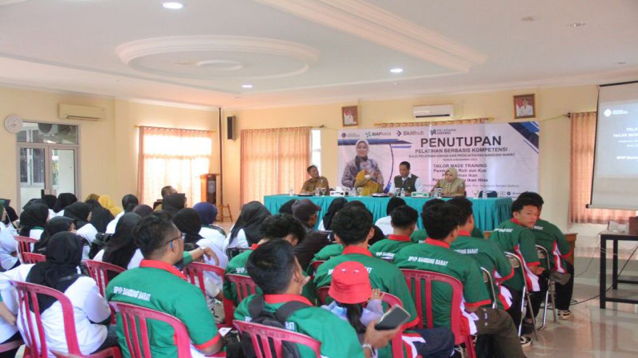Pemkab Bangka Tengah gelar TMT untuk mencetak tenaga kerja produktif, Selasa (25/7/2023) (ANTARA/Ahmadi)