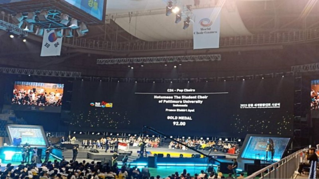 Penampilan Paduan Suara Unpatti pada WCG Korsel 2023. (ANTARA/HO-Unpatti)