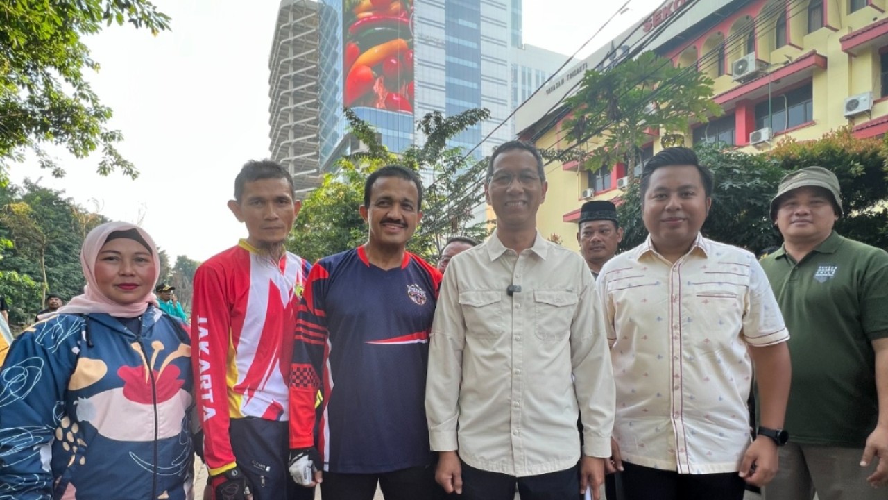 PJ Gubernur Heru Budi bersama jajarannya dan Direktur Nusantara TV, Tommy William Tampubolon