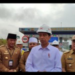 Presiden Joko Widodo saat memberikan keterangan kepada wartawan di Kota Bengkulu, Kamis (20/7/2023). FOTO ANTARA/Anggi Mayasari.-1689841326