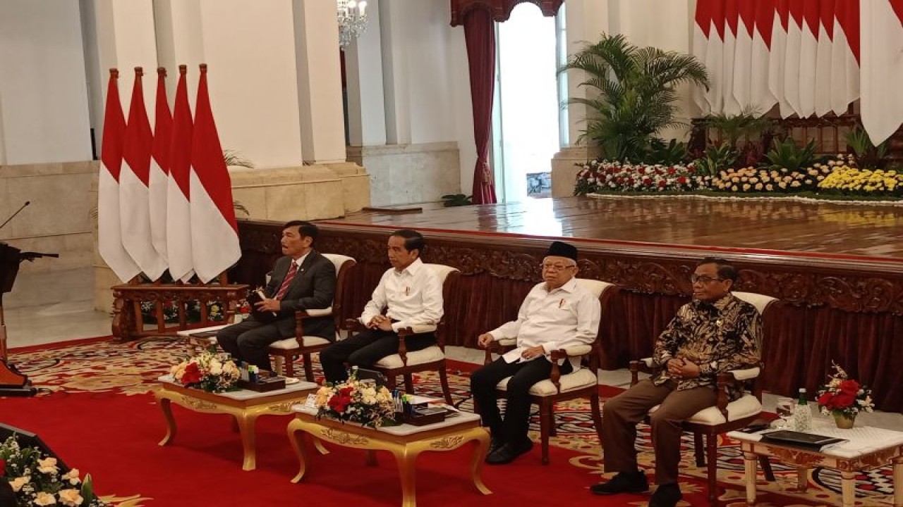 Presiden Joko Widodo memimpin sidang paripurna di Istana Negara, Jakarta, Senin (3/7/2023). ANTARA/Rangga Pandu Asmara Jingga