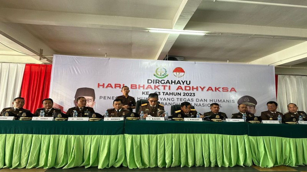 Pressconference penetapan tersangka tipikor proyek waterfront Sambas (ANTARA/JHW)