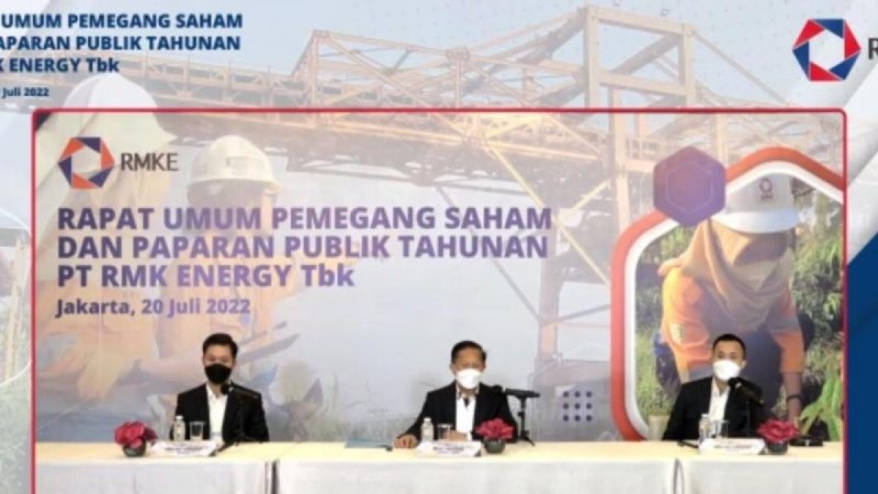Tangkapan layar jajaran direksi PT RMK Energy Tbk (RMKE) saat memberikan paparan dalam jumpa pers di Jakarta, Rabu. (ANTARA/Citro Atmoko)