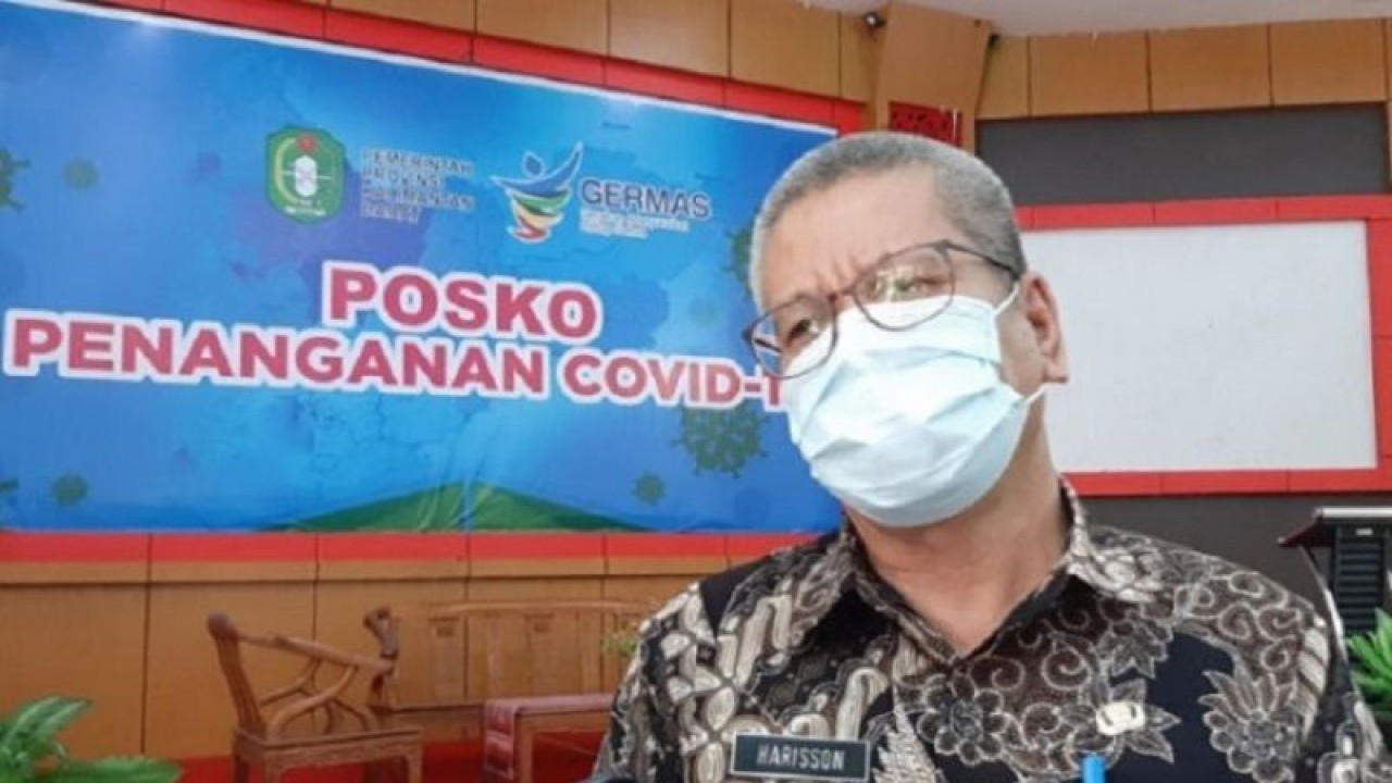 Sekda Kalbar, Harisson (Rendra Oxtora)
