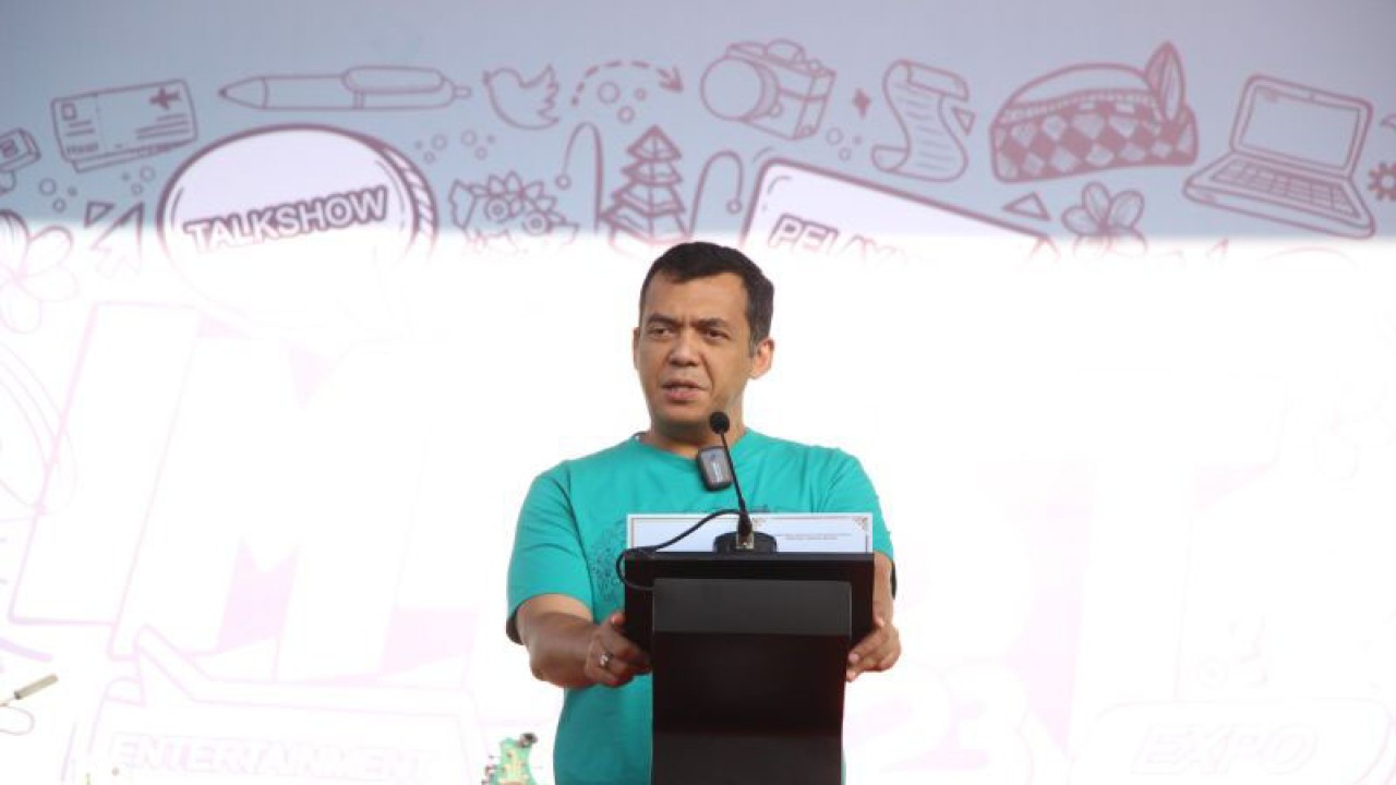Dirjen Imigrasi Silmy Karim memberikan sambutan di sela Festival Keimigrasian (Imifest) di Denpasar, Bali, Selasa (18/7/2023) ANTARA/HO-Kemenkumham Bali