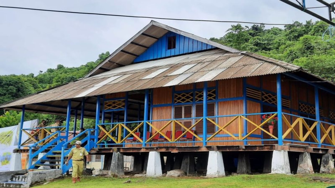 Situs rohani Aitumeiri di Miei, Teluk Wondama, Papua Barat. (ANTARA/Dokumentasi Pribadi Zack Tonu B)