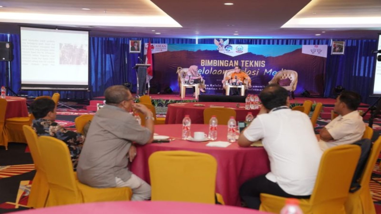 Suasana pelaksanaan Bimtek Kemkominfo yang digelar secara hybrid se-Indonesia di Makassar.ANTARA/HO-Humas Pemprov Sulsel
