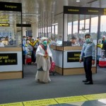 Suasana saat jamaah haji tiba di Bandara Hang Nadim Batam. (ANTARA/HO-Humas BIB)-1688628107