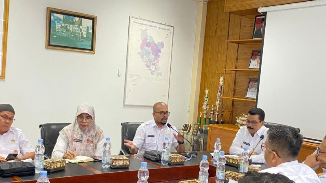 Tim Koordinas Kerjasama Daerah (TKKD) Sumbar memberikan sejumlah saran untuk pengembangan Kawasan Wisata Geopark Harau. (ANTARA/Biro Pemerintahan Sumbar)