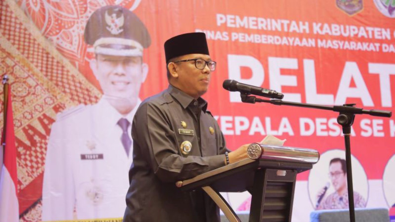 Penjabat Bupati OKU Teddy Meilwansyah. (ANTARA/Edo Purmana/23)
