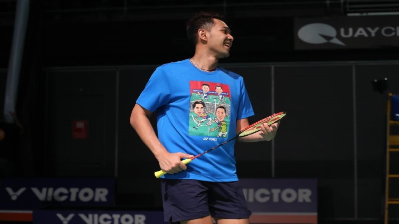 Pemain ganda putra Indonesia Fajar Alfian saat menjalani sesi latihan perdana di Sydney jelang Australian Open 2023 pada Senin (31/7/2023). (ANTARA/HO-PBSI)