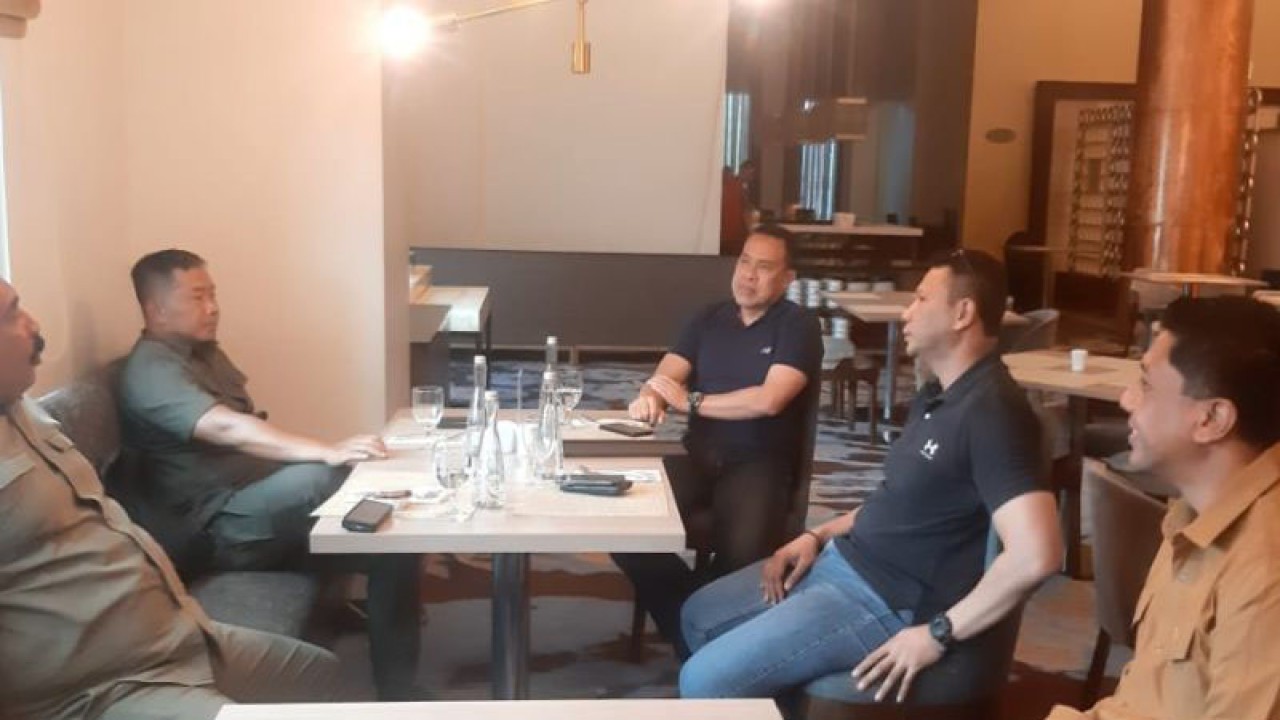 Tim Pengawasan dan evaluasi Kadispenad dalam kunjungan kerja ke Maluku.ANTARA/HO-Pers Pendam