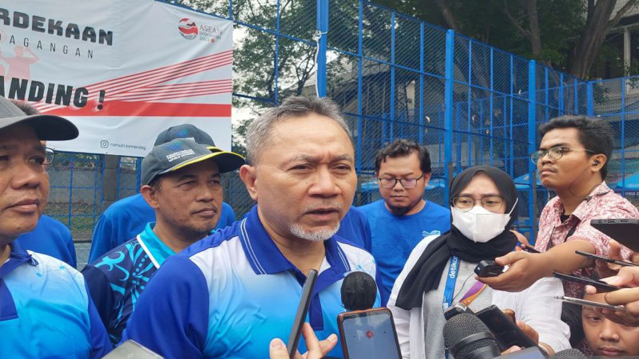 Menteri Perdagangan (Mendag) Zulkifli Hasan saat ditemui di Jakarta, Kamis (6/7/2023). ANTARA/Sinta Ambarwati