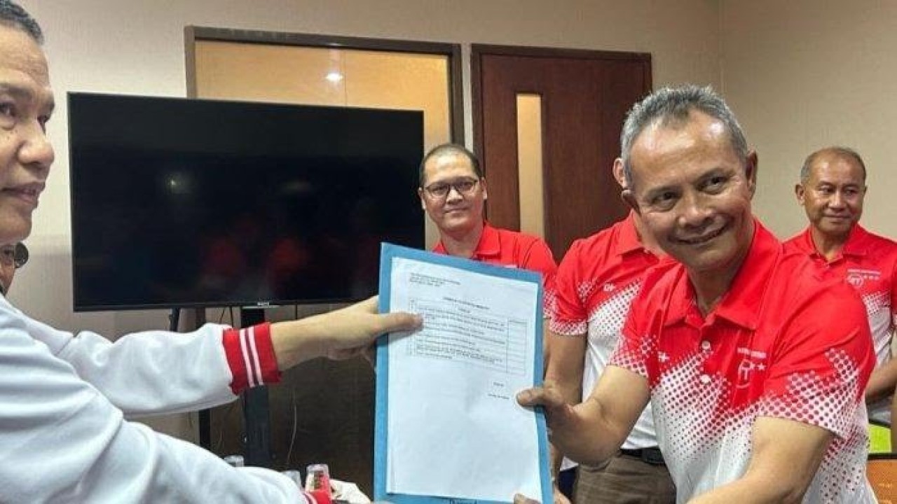 28 Pengrov TI Dukung Richard Tampubolon