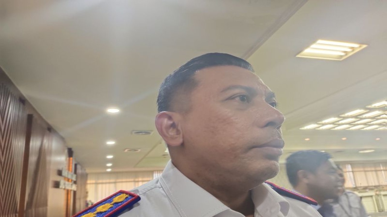 Kepala Balai Pengelola Transportasi Darat (BPTD) Kelas II Lampung Bahar Latif. ANTARA/Ruth Intan Sozometa Kanafi