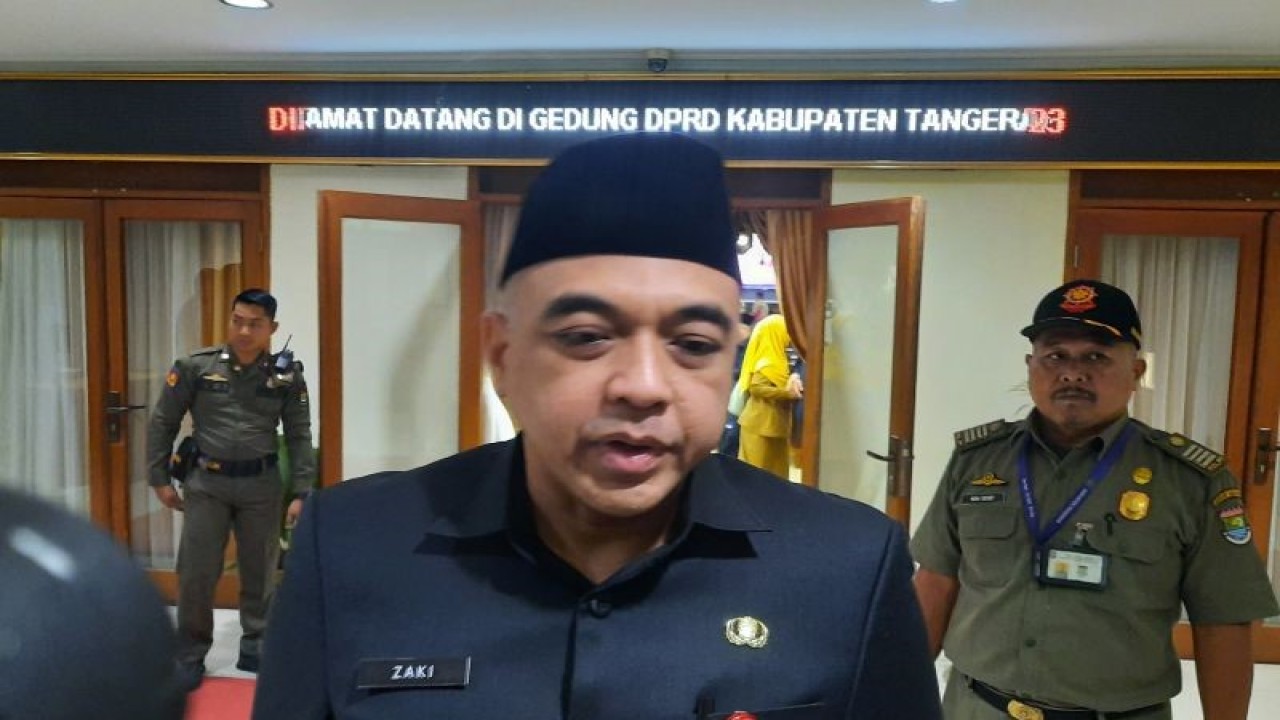 Bupati Tangerang A Zaki Iskandar (ANTARA/Azmi Samsul Maarif)