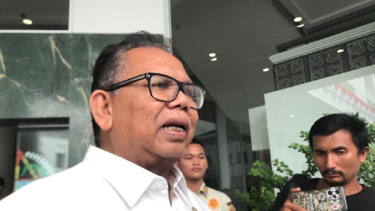 Ketua DPRD Sumatera Utara Bakasmi Ginting (ANTARA/Anggi Luthfi Panggabean)