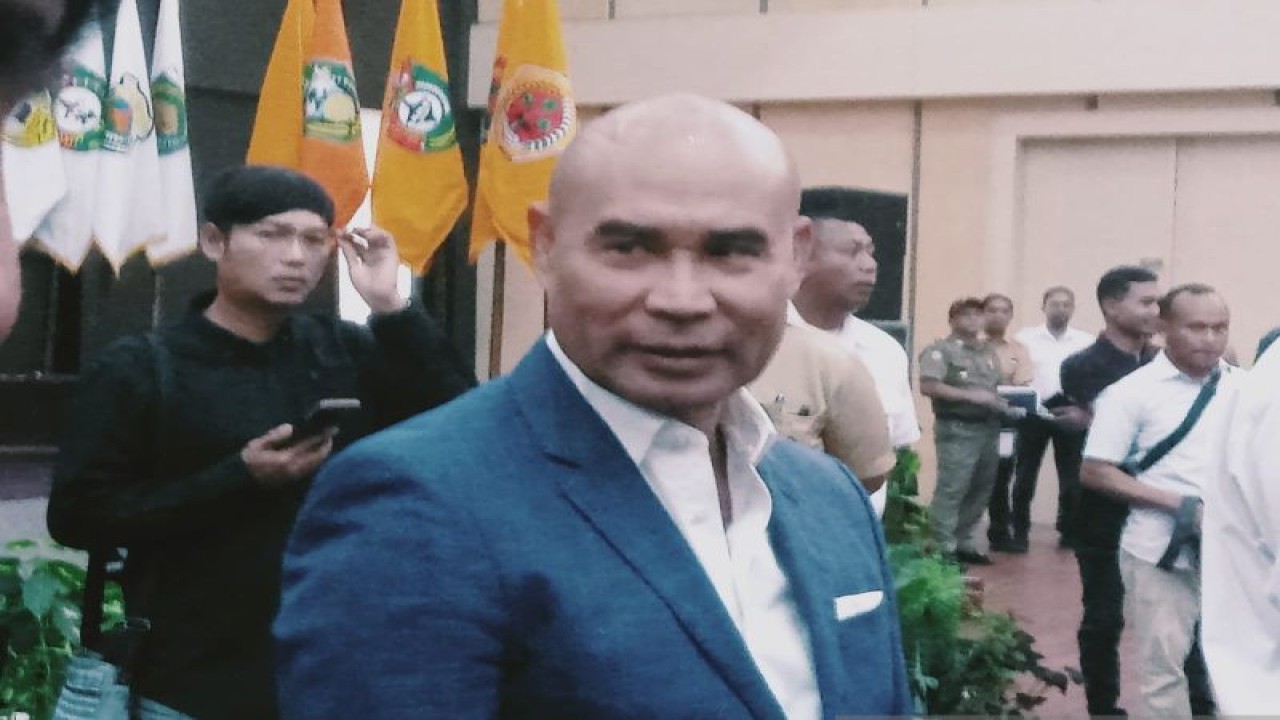 Gubernur Provinsi Nusa Tenggara Timur Viktor Bungtilu Laiskodat (ANTARA/Benny Jahang)