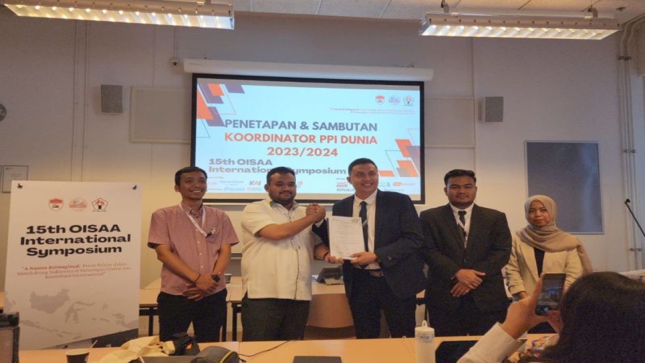 Hamzah Assuudy Lubis, resmi menjadi nakhoda PPI Dunia pada Simposium Internasional XV PPI Dunia di Belanda, Kamis (10/8/2023). (ANTARA/HO-PPI Dunia)