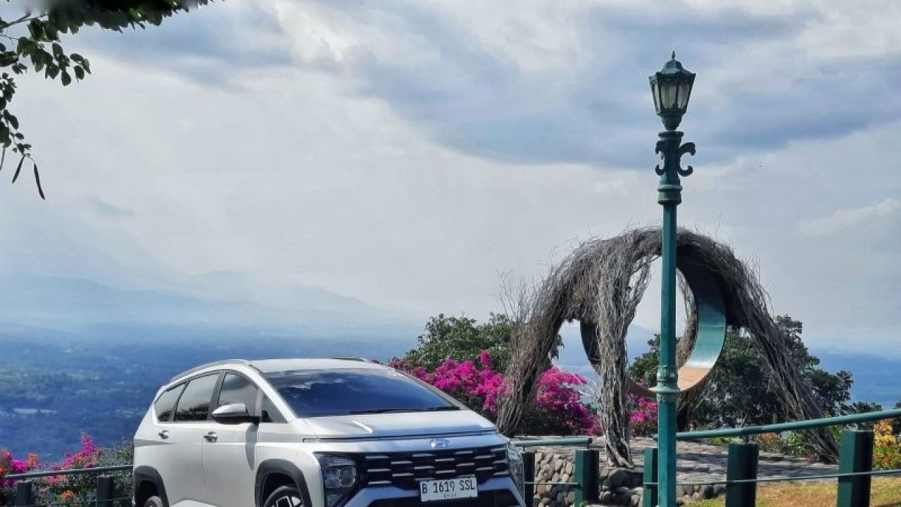 Hyundai Stargazer X pada saat uji coba di Yogyakarta-Solo pada 28-30 Agustus 2023. (ANTARA/Chairul Rohman)