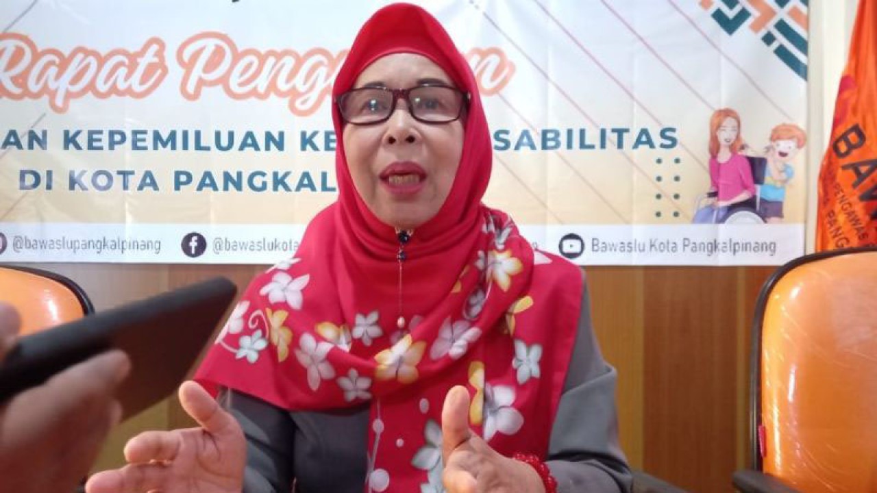Ketua Bawaslu Kota Pangkalpinang Ida Kumala (Aprionis)