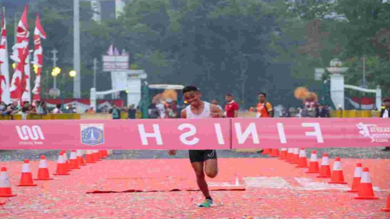 The 2023 Jakarta Half Marathon (JHM) at the Southeast Cross of the National Monument (Monas) in Jakarta on Sunday (August 20, 2023). ANTARA/HO-Pemprov DKI