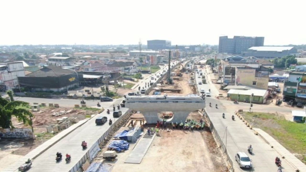 Pembangunan Jalan Layang Sekip Ujung di Kota Palembang. ANTARA/HO - Kementerian PUPR